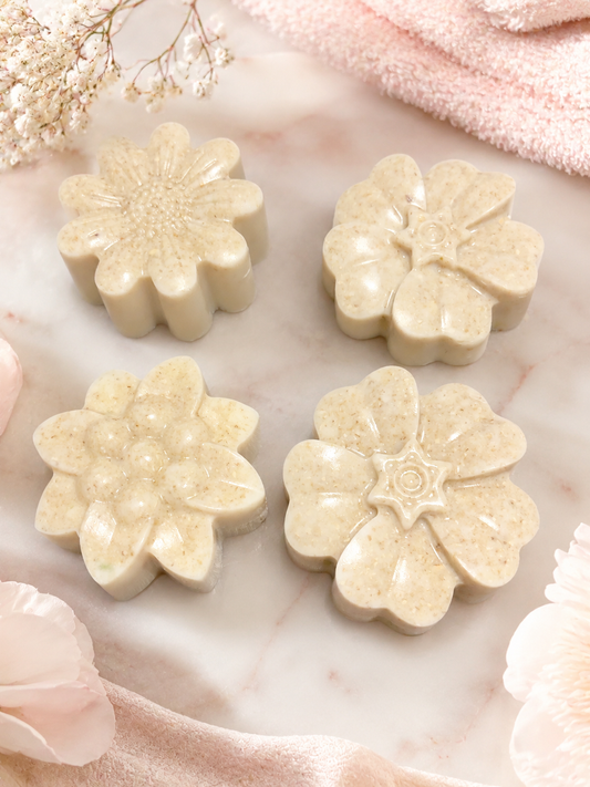 ✨Skin So Pure Oatmeal Flower Soap✨